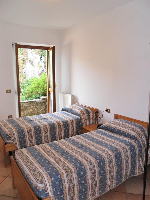Exclusive Villa Crotto Lake View Варенна Номер фото